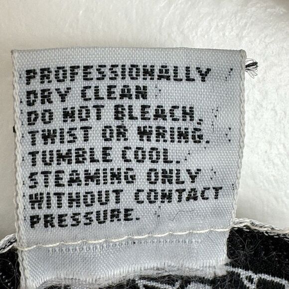 Vintage 80's 90's Women's Crew Neck Sweater Medium Lambs Wool Angora Minimal - Picture 8 of 11